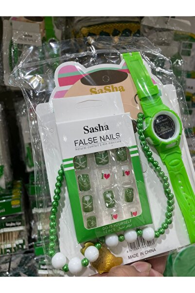 GENERAL National Day Accessories Set (Green Watch + Nail Art + Beaded Bracelet + Gold Pendant)