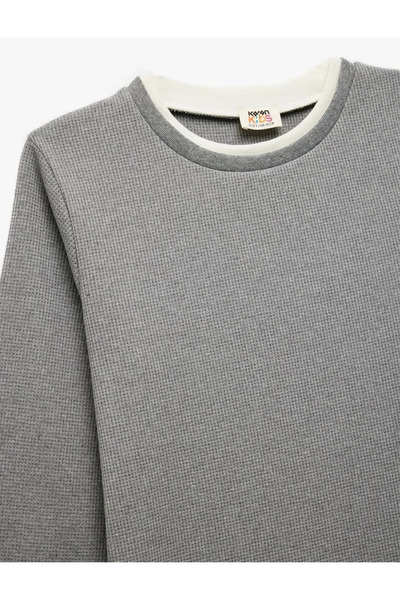 Koton Kids Boys' Ribbed Crew Neck Striped Long Sleeve Basic Sweatshirt
