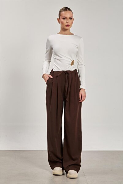 BARRELS AND OIL Women's side buckle detailed long sleeve bodysuit - white