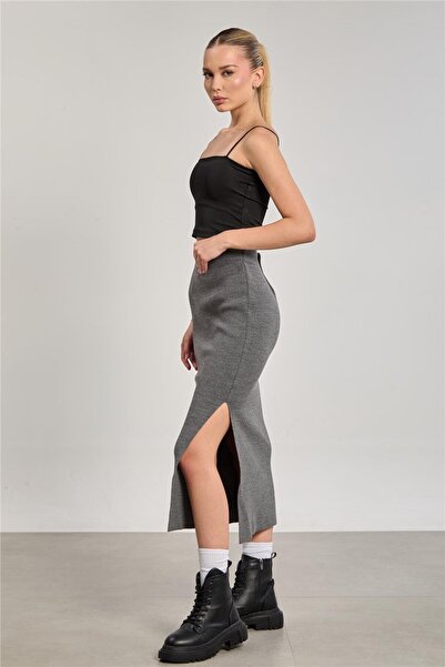 BARRELS AND OIL Women's Knitwear Pencil Skirt - Anthracite