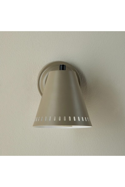 Generic Sheno Metal Wall Lamp