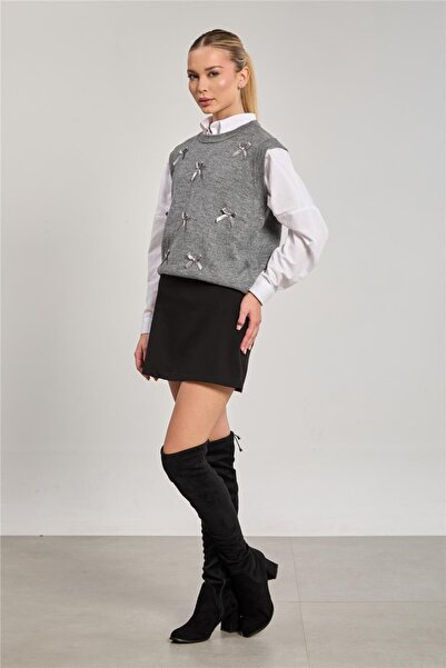 BARRELS AND OIL Women's Bow Knit Sweater - Gray