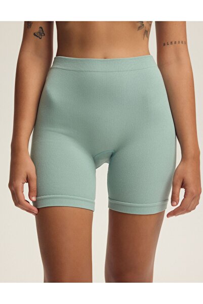 Bloovii Women's Sports Shorts Biker Gym Slimming Effect Mid-Thigh High Waist | Kyleena