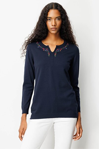 Desen Triko Women's Crew Neck Floral Embroidered Blouse Dark Blue
