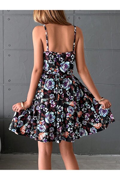 MOVİMENT Rochie neagră, albastră, cu imprimeu floral, decolteu pătrat peste genunchi