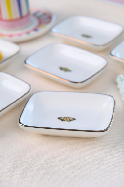 tabakevi Tabak Evi Porcelain Natura Butterfly Gold Gilded Rectangular Boat Plate 10X7X2Cm 6 Li