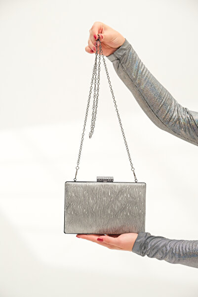 ROZA CANTA Women's Platinum Wavy Evening Dress Bag