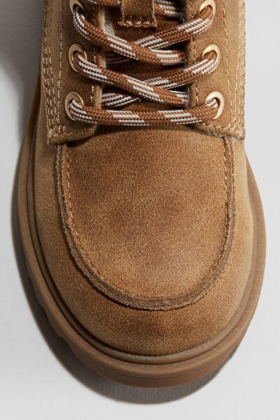 H&M Sıcak Tutan Astarlı ve Bağcıklı Bot