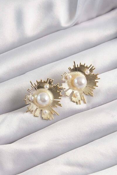 Lisinya أقراط من حجر الزركون بلون ذهبي نحاسي مع حبات اللؤلؤ اللامعة -