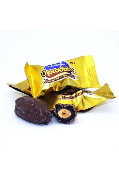CHOCODATE Dates with Almonds and Milk Chocolate -