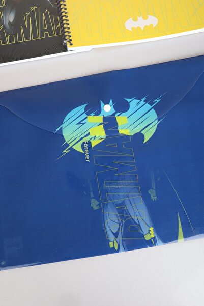 Batman A4 80-Sheet 2-Piece Notebook with Dekomus License, Clip File, Drawing Notebook and 24-Piece School Set