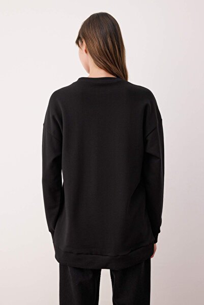 Trendyol Modest Πλεκτό φούτερ με 3 κλωστές με λεπτομέρεια από μαύρο πέτρινο φιόγκο TCTAW26TW00002