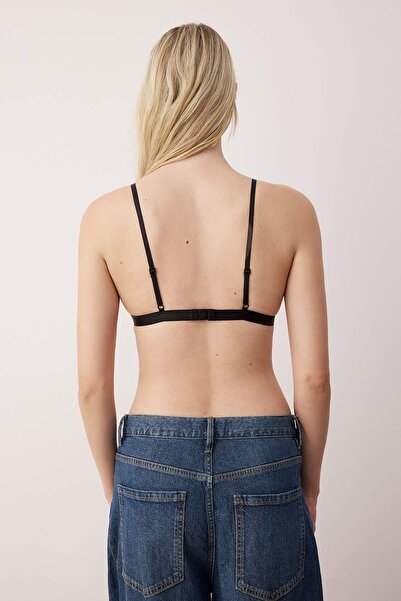 Trendyol Collection 2dílná krajková podprsenka Bralette – černá a bílá s provazovým páskem, bez vycpávek a kosticí Thmss24Su00016