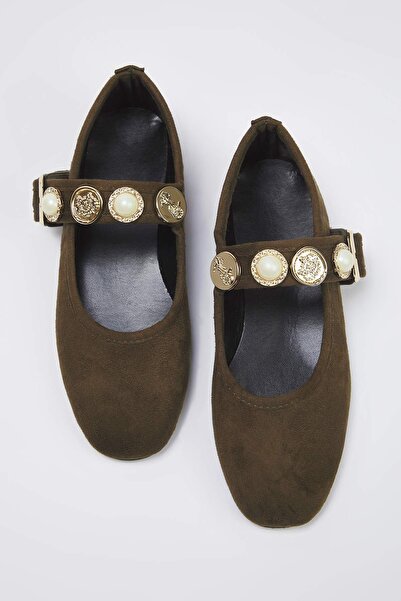 TRENDYOL SHOES Khakifarbene Wildleder-Ballerinas mit Schnallendetail und runder Zehenpartie aus Tweed für Damen TAKSS25BE00011
