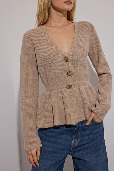 Trendyol Collection Limited Edition Mink Soft Textured Button Detailed Knitwear Cardigan Twoaw26Hi00221