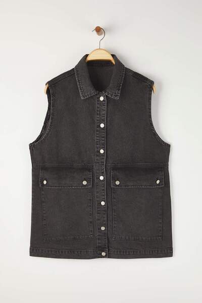 Trendyol Curve Anthracite Shirt Collar Pocket Detail 100% Cotton Denim Vest Jacket Tbbaw26Bh00003
