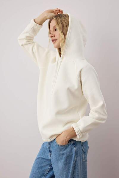 Trendyol Collection Ecru Hooded Thick Fleece Lined Knitted Sweatshirt Twoaw26Sw00129