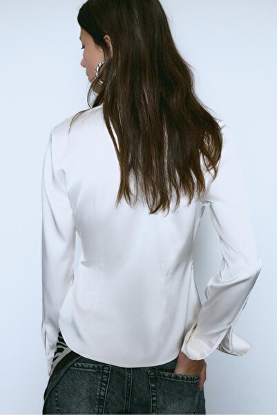 Stradivarius Fitted satin shirt