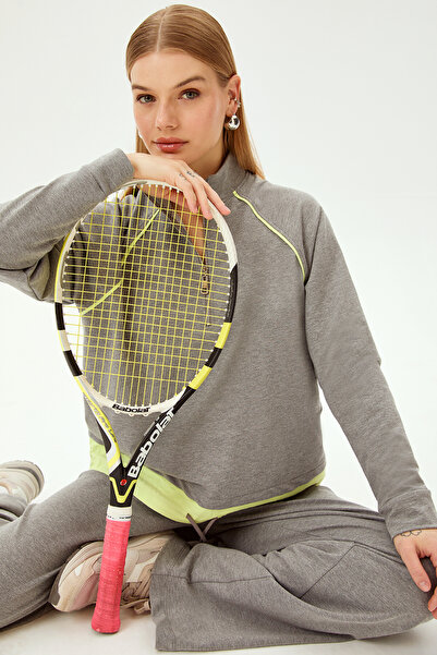 Allyco Yellow Parachute Fabric Detailed Stand Collar Zippered Comfortable Fit Knitted Sweatshirt