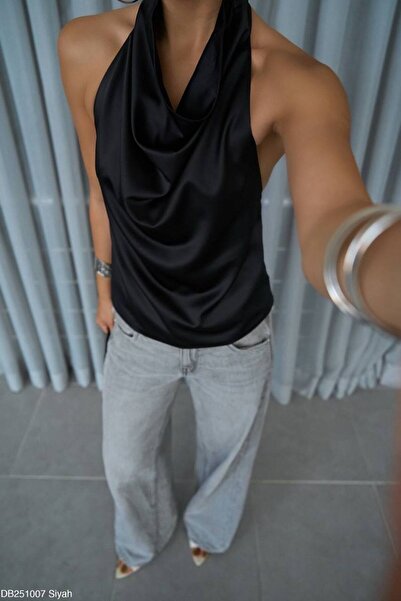 Butik Beyza Boyundan Geçmeli Degaje Yaka Bluz