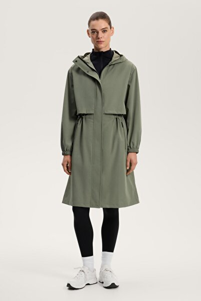 Oysho 10k waterproof extra-lightweight long jacket