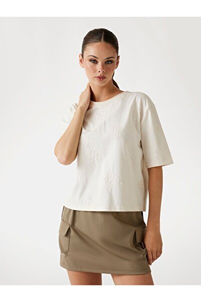 Guess Peony Women's Active Boxy Fit T-Shirt