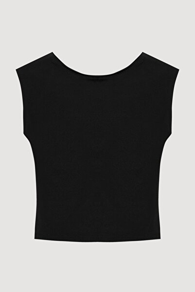 Quzu Sırt Dekolteli Basic Bluz Siyah