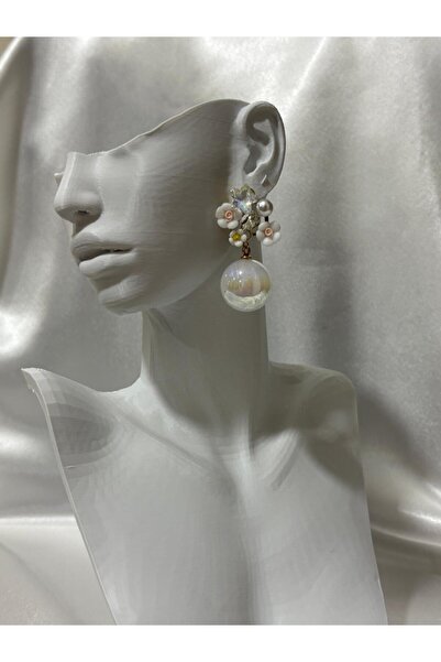 SATIYU BUTİK Floral Pearl and Stone Detailed Earrings – Elegant and Romantic Design
