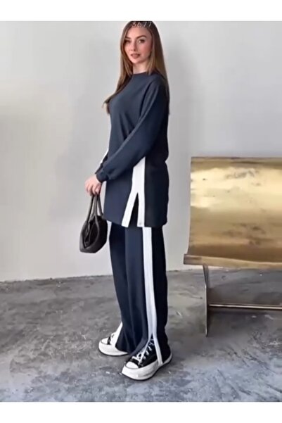 Serra Women's smoky color side striped hijab tracksuit set