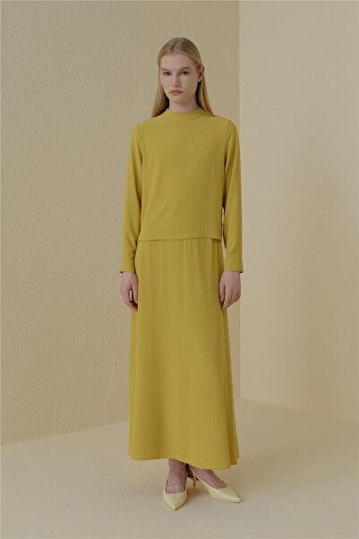 Nihan Metal Aksesuar Detaylı Etek Bluz Takım Asit