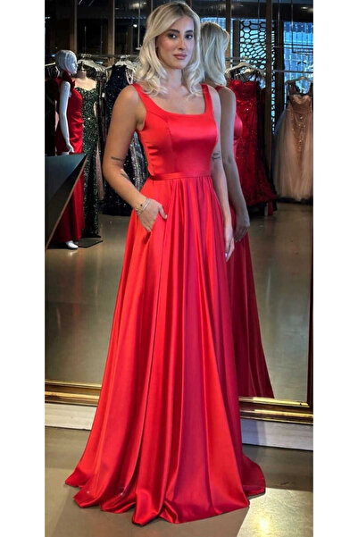 Abiyeniall Kırmızı Kalın Askı V Yaka Sırt Dekolteli Kloş Etekli Saten Uzun Abiye Elbise 11091