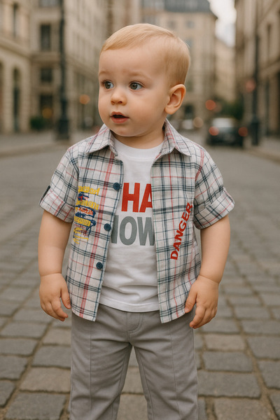 GAMZEAKKUŞ Short Sleeve Printed T-Shirt, Printed, Adjustable Sleeves Shirt and Pants 3-Piece Boy's Set