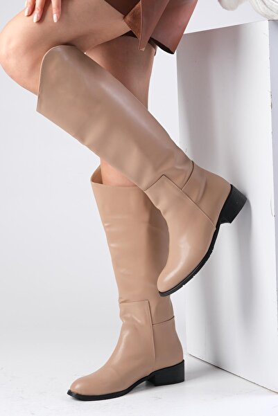 Mio Gusto Krista Mink színű, cipzár nélküli, vékony szőrmével bélelt női rövid sarkú csizma