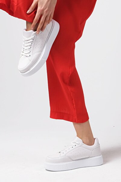 Mio Gusto Paula Off-White Color Women's Casual Sneakers Sneakers