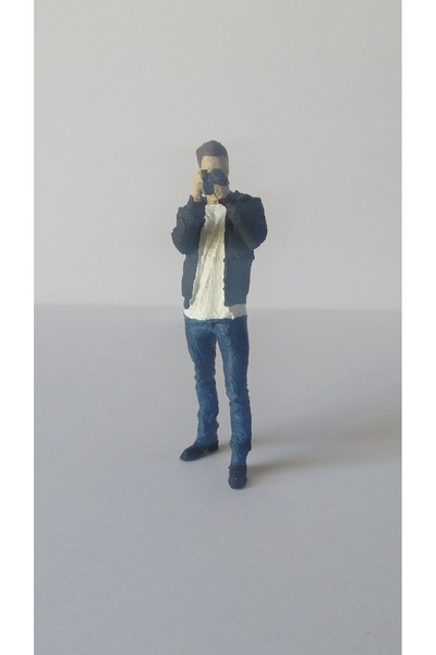 3deepdesign 3D baskı Minyatür 6 Cm Fotoğraf Çeken Erkek Figürü-Teraryum Diora...