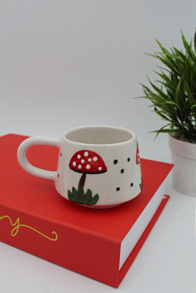 Seramik Plus Kırmızı Mantar Desenli 225 Ml Seramik Kupa