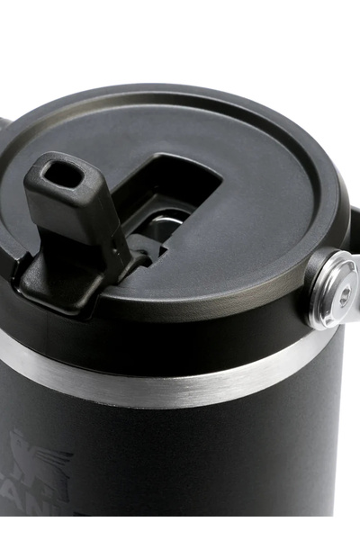 Stanley Termoska IceFlow Flip Straw černá (10-12043-071)