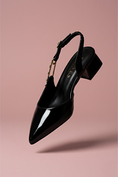 Brielfy Not Like Hers Flag Heel Slingback Shoes