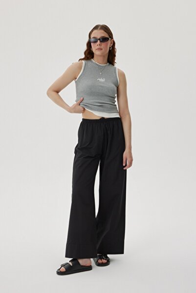 Buly Embroidered Biyer Detailled Sleeveless Body