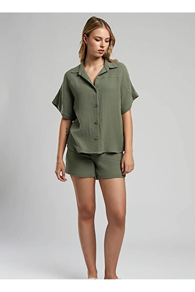 Lee Cooper Comfortable Classic Collar Plain Khaki Women's Shirt 252 Lcf 241001 Kierra Khaki