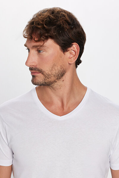 Tudors Erkek Slim Fit Dar Kesim %100 Pamuk Yumuşak Dokulu Beyaz V Yaka Tişört