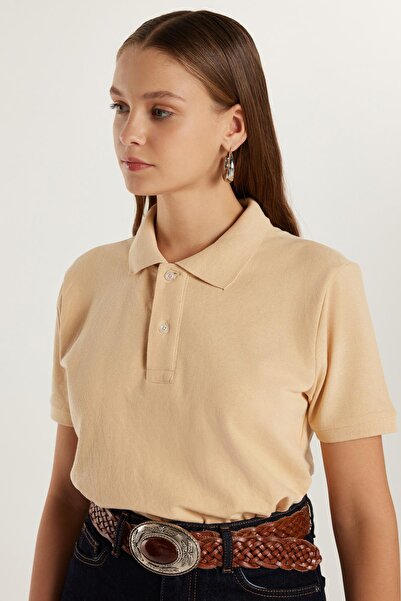 Tudors Ανδρικό μπλουζάκι με λεπτή εφαρμογή, βαμβακερή μαλακή υφή, αναπνεύσιμο ύφασμα που δεν κατσαρώνει γιακά, μπεζ μπλουζάκι πόλο γιακά