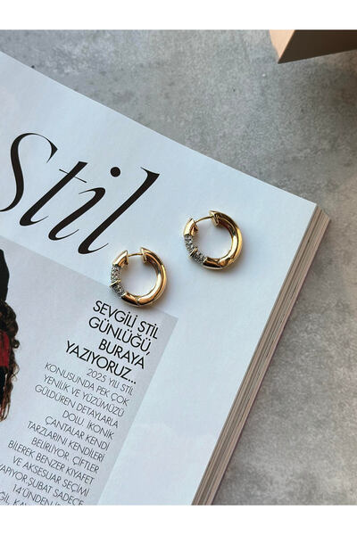 Serenity Atelier Yeni Sezon Gold Zirkon Taşlı Mini Halka Detaylı Halka Küpe (2cm Ölçülerindedir.)