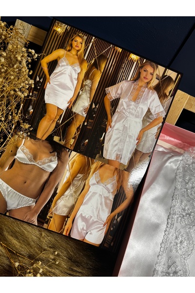 SATTENS Boxed Dowry Six-Piece Nightgown Robe Set