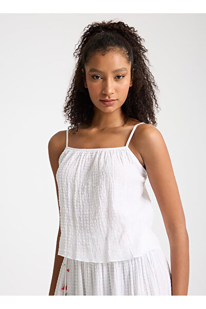 White By Nature Düz Yaka Beyaz Kadın Bluz 120648