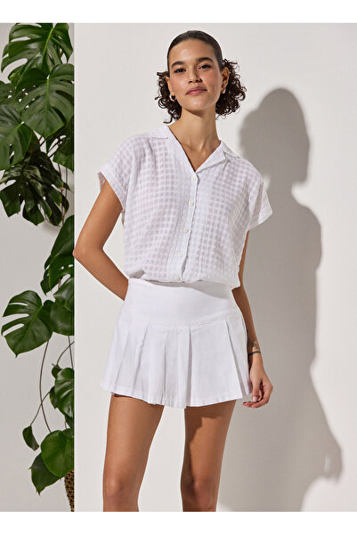White By Nature Normal Bel Normal Beyaz Kadın Şort 332748