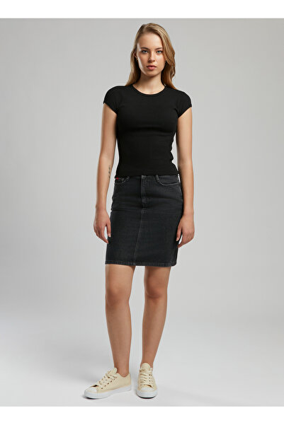 Lee Cooper Crew Neck Plain Black Women's T-Shirt 252 Lcf 242015 Rosa Si̇Yah