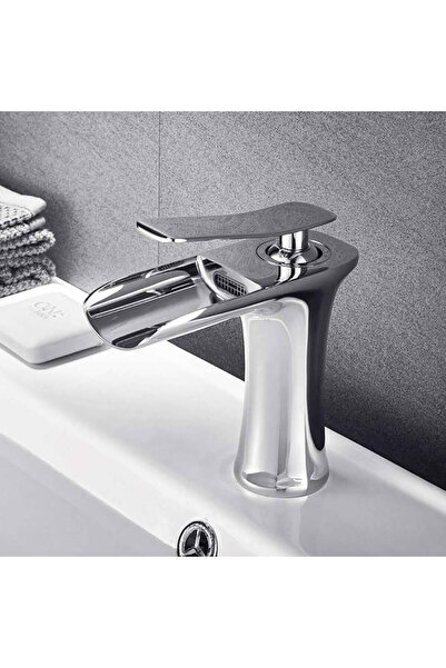 FKN صنبور حوض شلال قصير من الكروم