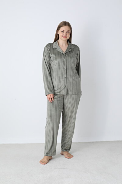 Estiva Women's Winter Front Buttoned Striped Velvet Oversized Pajama Set Green