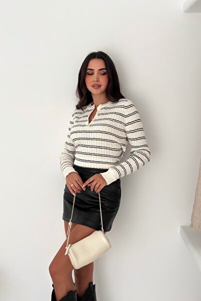 Noi Belis Crew Neck Half Placket Buttoned Knitwear Sweater Aw25Kz0019